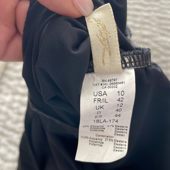 Gottex Black Contour Lattice Square Neck One Piece Swimsuit Size 10. - Picture 7 of 8